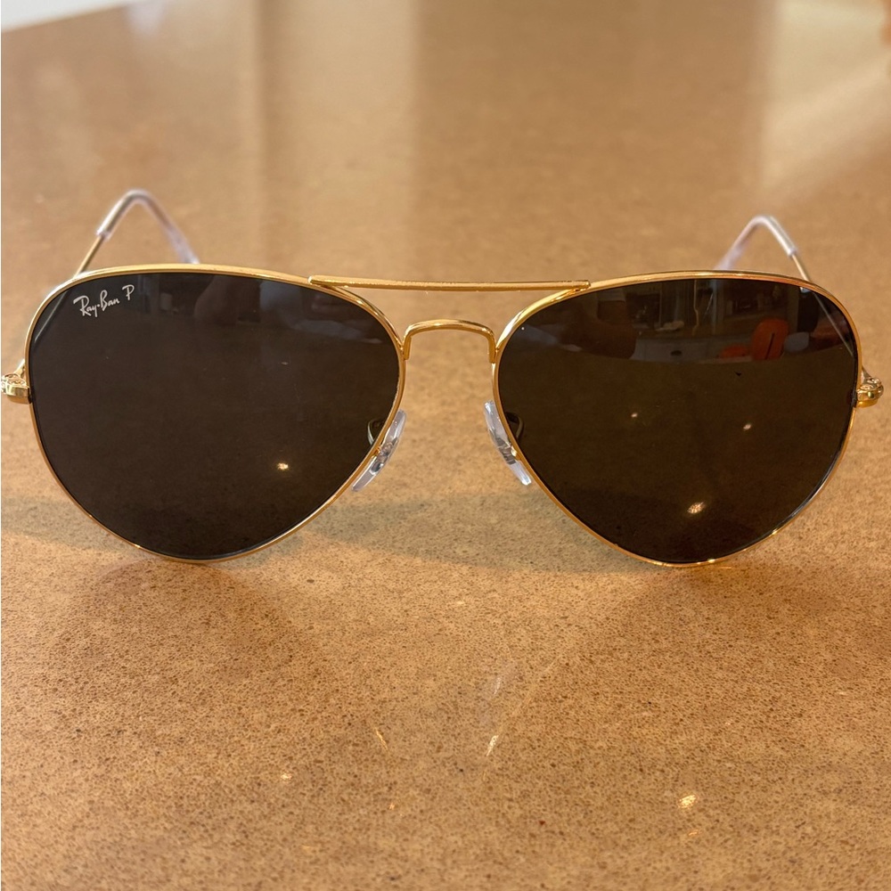 Classic Ray Ban aviators gold rim, polarized, scratched, need replace lens - Picture 3 of 7